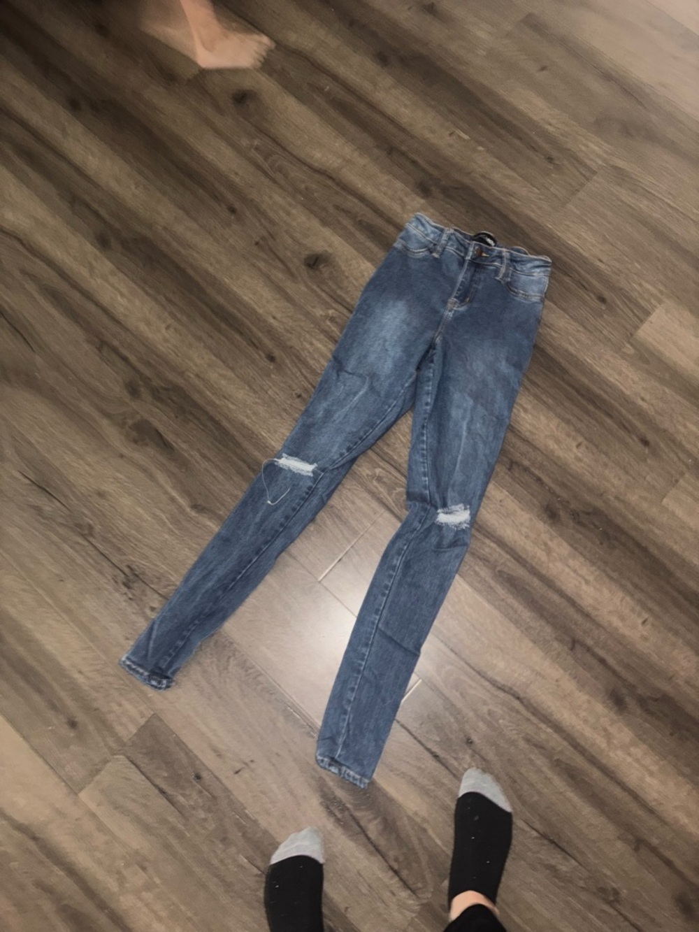 Fashion Nova Blue Skinny Distressed Women’s Jeans(read description)